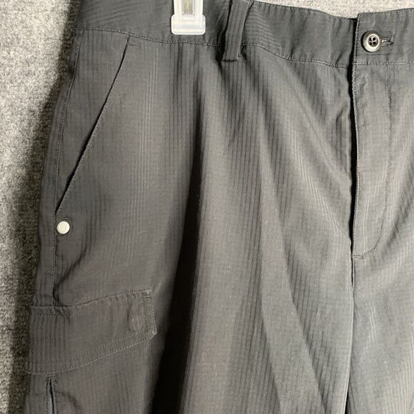 Under Armour Black Golf Shorts Men 34 Multi Snap Pockets Polyester - Picture 2 of 14